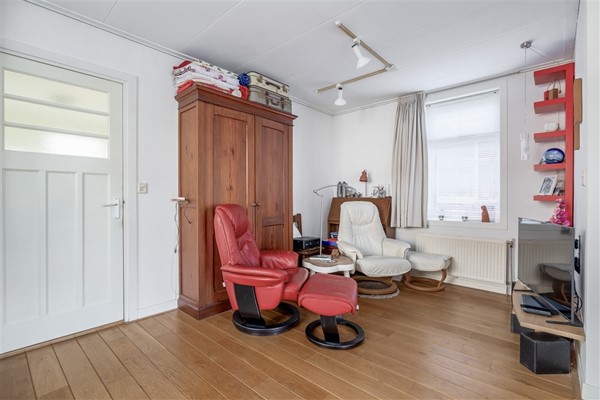 Medium property photo - Burgemeester van Roijenstraat Oost 97, 9602 CB Hoogezand